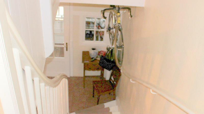 Treppenaufgang zum ersten Obergeschoss Treppenaufgang zum ersten Obergeschoss