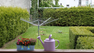 Die Wohnung ist überwiegend mit Laminat ausgestattet Die Wohnung ist überwiegend mit Laminat ausgestattet