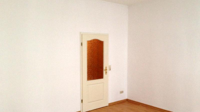 mehrgeschossiges Wohngebäude mit Dachgeschoss. mehrgeschossiges Wohngebäude mit Dachgeschoss.