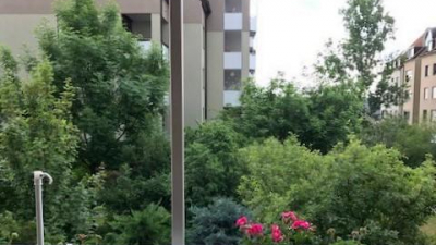 In dem Wohnhaus sind über vier Geschosse In dem Wohnhaus sind über vier Geschosse