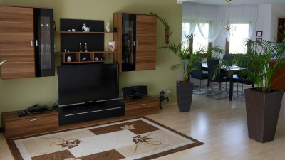 Dieses anspruchsvolle Wohnobjekt wurde im Jahr 1993 errichtet. Dieses anspruchsvolle Wohnobjekt wurde im Jahr 1993 errichtet.