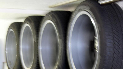 Die Garage ist sowohl vom Wohnhaus als auch straßenseitig begehbar. Die Garage ist sowohl vom Wohnhaus als auch straßenseitig begehbar.