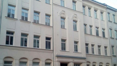 eine Erdgeschosswohnung mit 2 Zimmern eine Erdgeschosswohnung mit 2 Zimmern