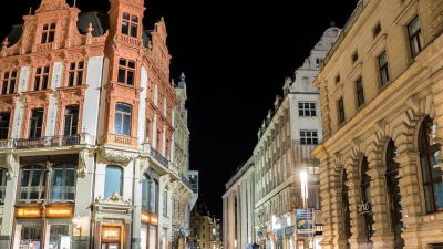 Viele Straßen sind durch Passagen verbunden, Viele Straßen sind durch Passagen verbunden,