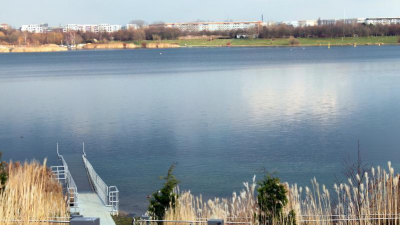 Zum Kulkwitzer See sind Sie in weniger als 10 Minuten zu Fuß spaziert. Zum Kulkwitzer See sind Sie in weniger als 10 Minuten zu Fuß spaziert.