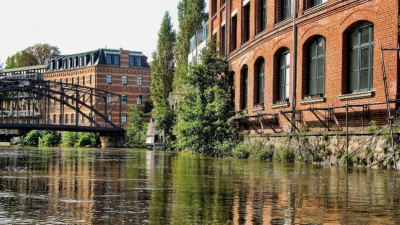 kann man Leipzig auch in der Gondel genießen. kann man Leipzig auch in der Gondel genießen.