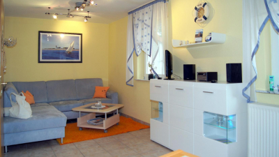 09_nachhause-immobilien_31bde971617c08a4e9907f875ef364786af154a2 Nur wenige Meter bis zum blauen Glück ... Ferienwohnung mit Balkon im schönsten Seeheilbad Mecklenburg Vorpommerns