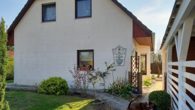 handelt es sich um ein zweigeschossiges Massivhaus handelt es sich um ein zweigeschossiges Massivhaus