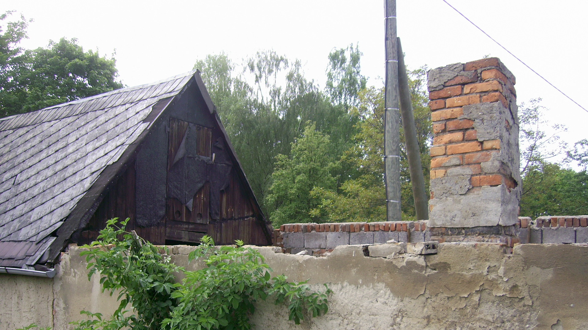 ca- 1862 m² und die Waldfläche ca- 403 m²- ca- 1862 m² und die Waldfläche ca- 403 m²-