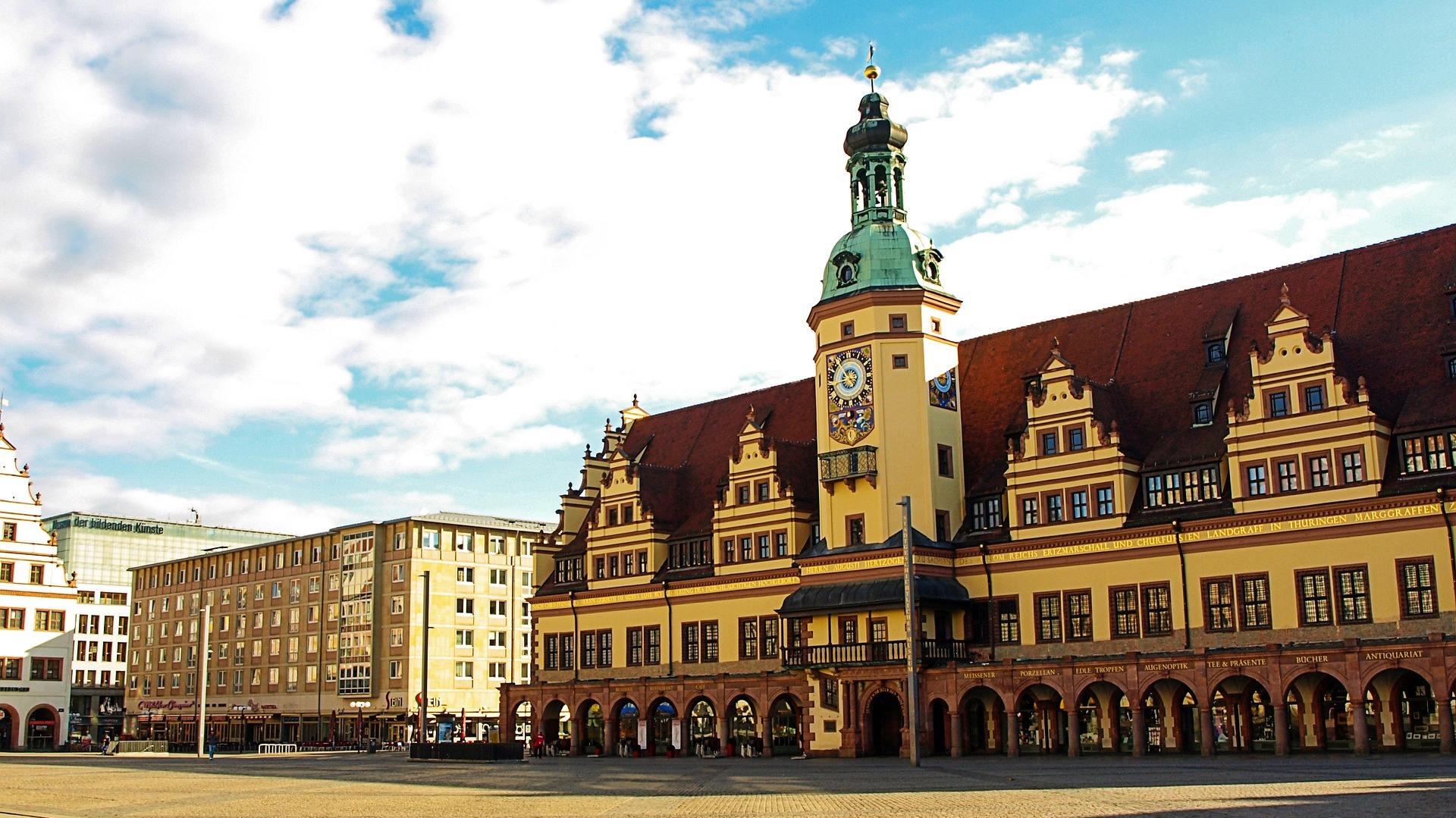 Hier trifft Tradition auf Dynamik- ursächsische Gemütlichkeit auf Hightech-Busin Hier trifft Tradition auf Dynamik- ursächsische Gemütlichkeit auf Hightech-Busin
