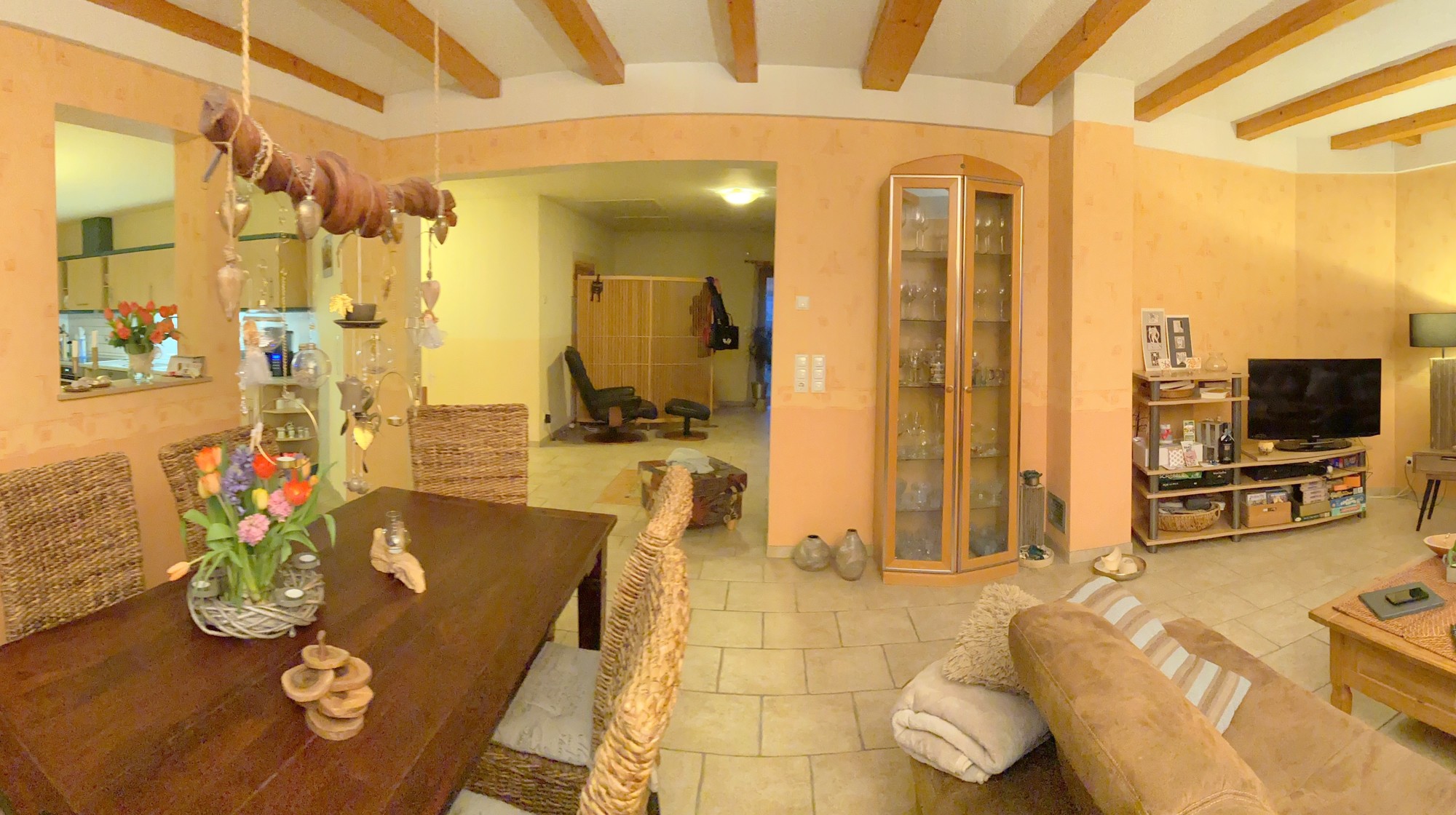 01_nachhause-immobilien_7adee032-d4a0-4b0d-8804-dd0710992e0d_titelbild Reserviert ... Ein moderner Wohntraum mit Swimmingpool, Ausbaureserve und großem Garten