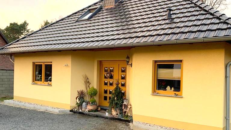 02_nachhause-immobilien_cb50e97f-6a83-4fc5-b20b-22249b8d52b5_bild Reserviert ... Ein moderner Wohntraum mit Swimmingpool, Ausbaureserve und großem Garten