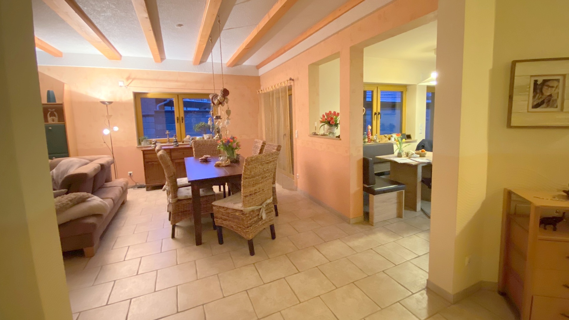 18_nachhause-immobilien_210e1fa9-7a05-4986-a3f8-9ae0f249d0bd_bild Reserviert ... Ein moderner Wohntraum mit Swimmingpool, Ausbaureserve und großem Garten