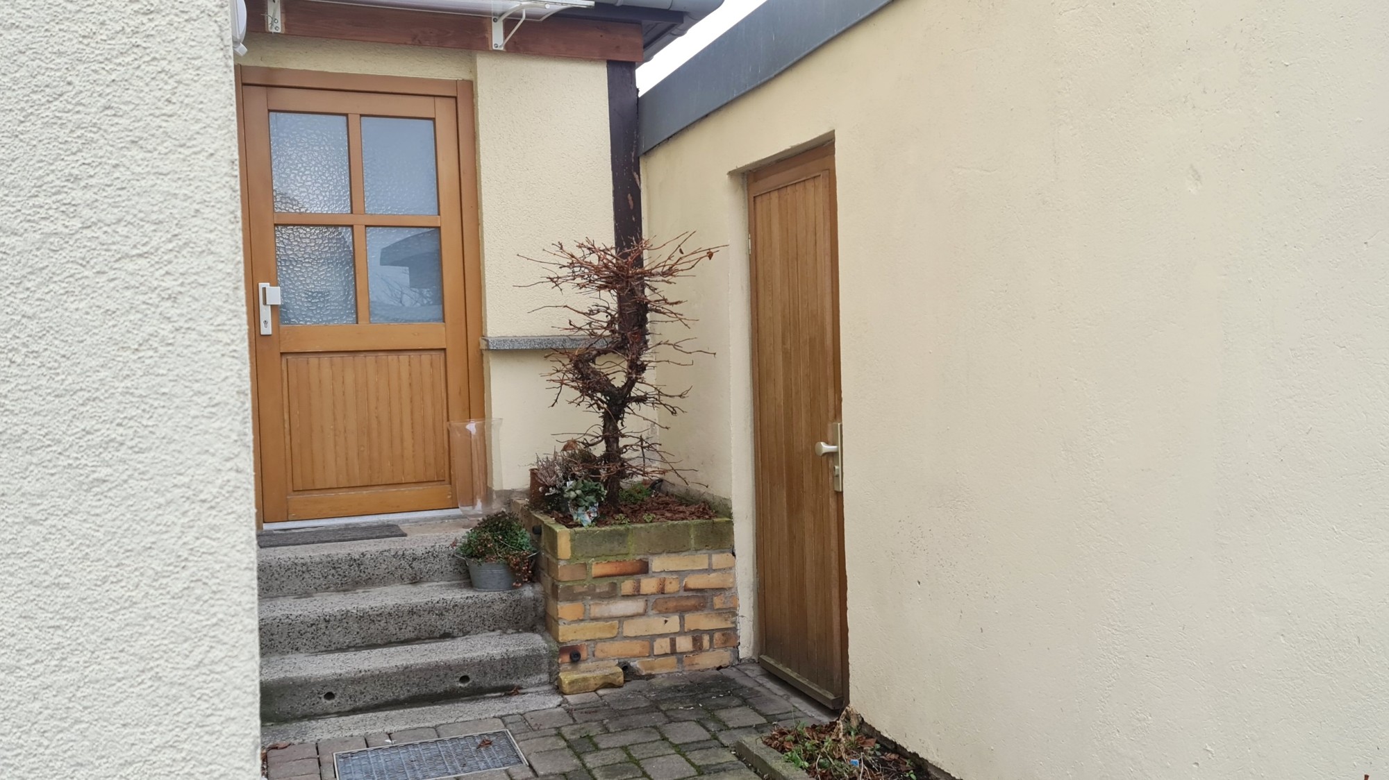 beträgt ca. 225 m². beträgt ca. 225 m².