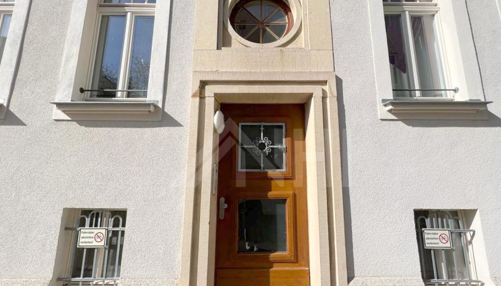 Zum Verkauf steht im architektonisch Zum Verkauf steht im architektonisch