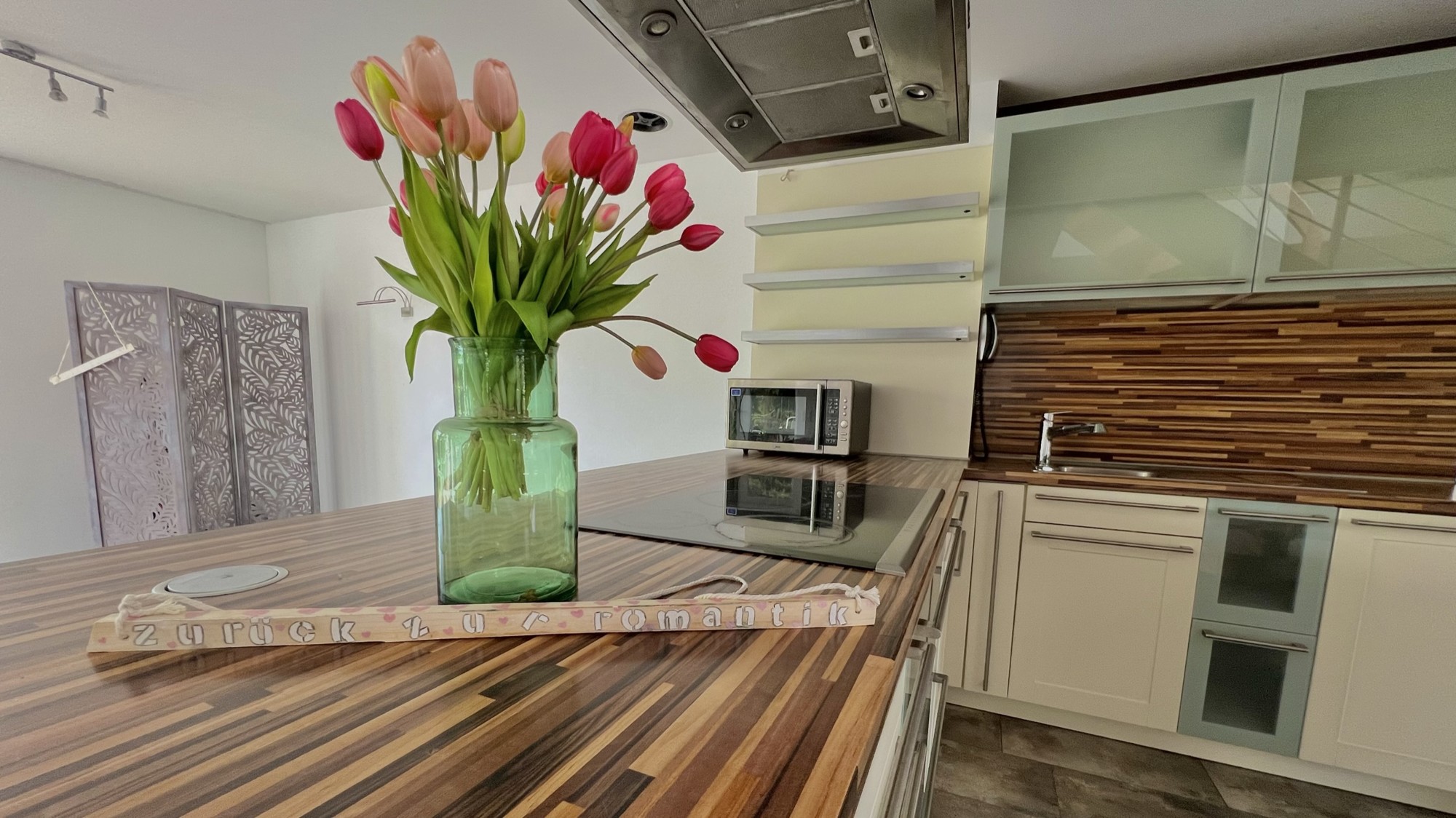 13_nachhause-immobilien__43765_bild Kaufen, Einziehen, Wohnen ... Modernes Haus mit Einliegerwohnung, Sauna und Swimmingpool