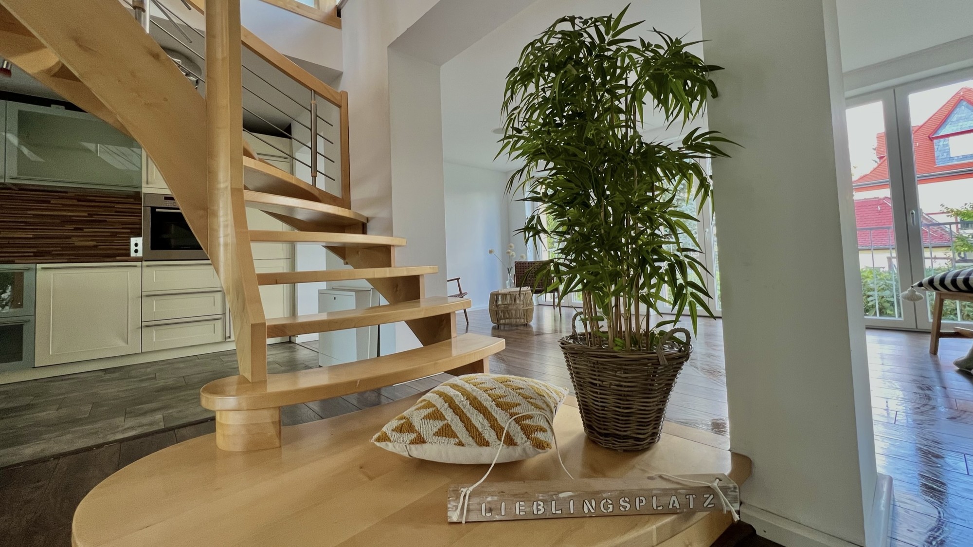 16_nachhause-immobilien__43773_bild Kaufen, Einziehen, Wohnen ... Modernes Haus mit Einliegerwohnung, Sauna und Swimmingpool