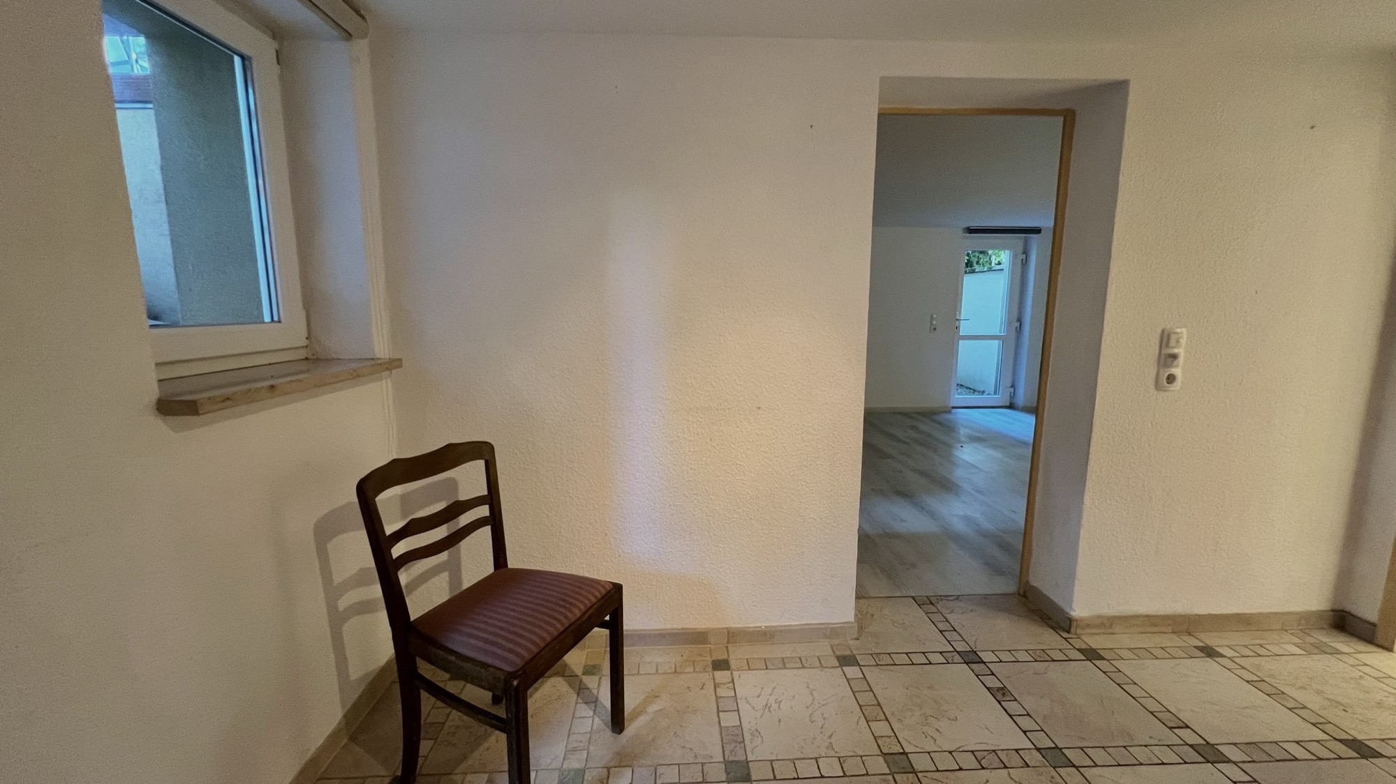 52_nachhause-immobilien__43845_bild Kaufen, Einziehen, Wohnen ... Modernes Haus mit Einliegerwohnung, Sauna und Swimmingpool