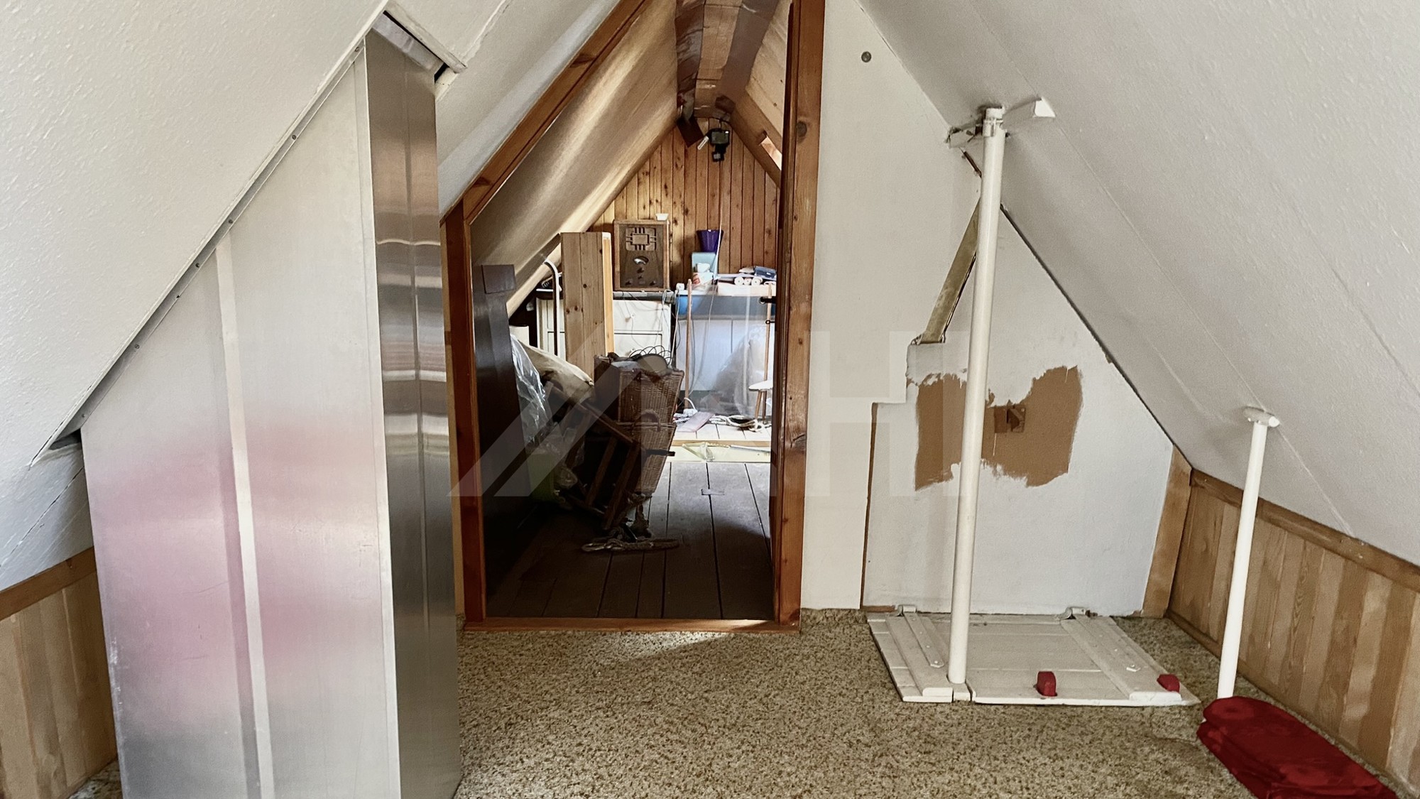 21_nachhause-immobilien_adfe8660-7c1b-4323-b033-ad165de94378_bild Gartenstadt und Industrieromantik ... Zweifamilienwohnhaus mit viel Potential