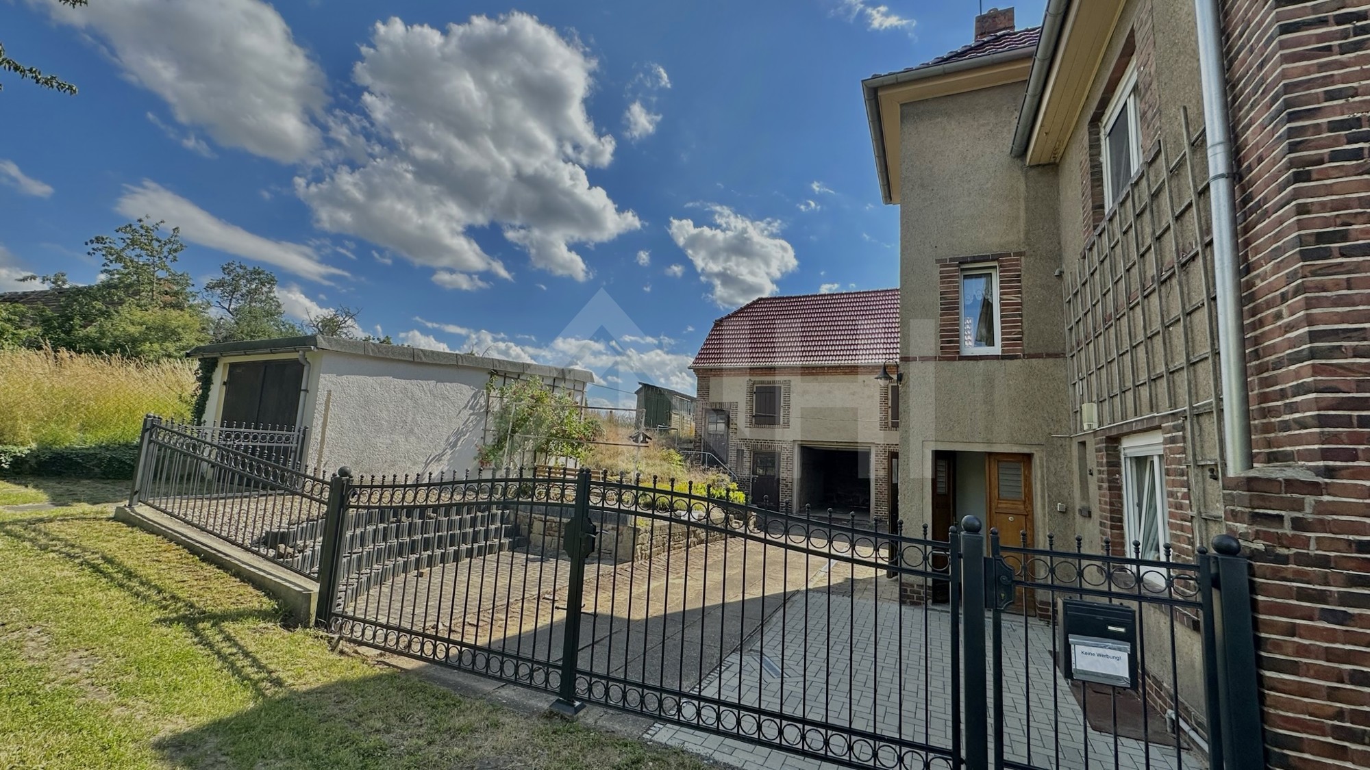 in Sachsen-Anhalt. in Sachsen-Anhalt.