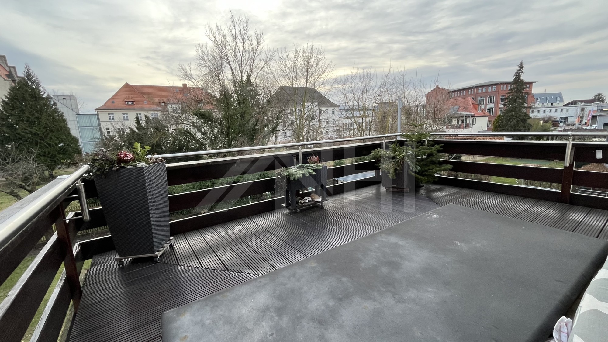 09_nachhause-immobilien_2ea29e69-ce09-4272-b100-6fbc16358667_bild Charmant, kultig und vielfältig ... Mehrfamilienwohnhaus an der Elbe im Osten des Bundeslandes Sachsen-Anhalt