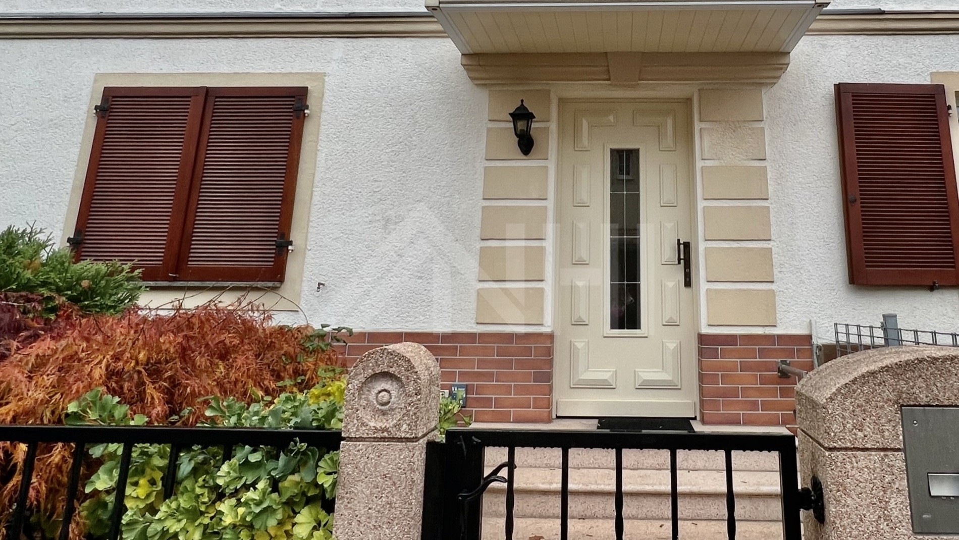 Sie wurde in ortsüblicher Sie wurde in ortsüblicher