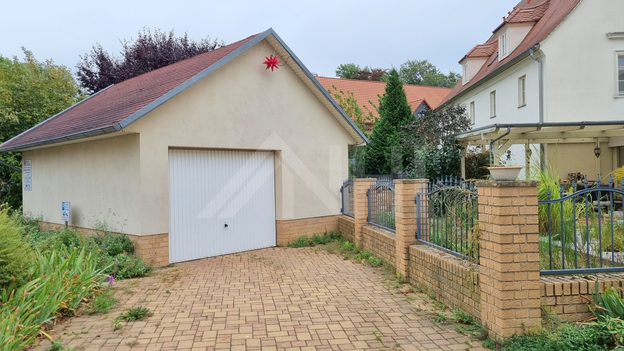 Zum Verkauf steht Zum Verkauf steht