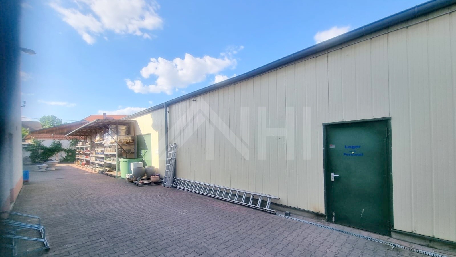 eine Lagerhalle eine Lagerhalle